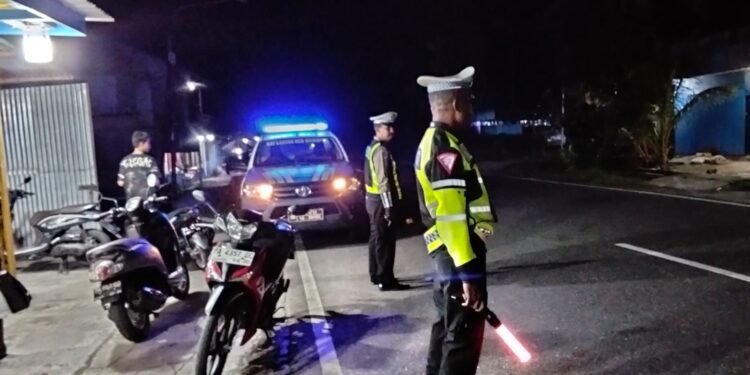 Pererat Silaturahmi, Polsek Bonggo Gelar Family Gathering Sekaligus Perpisahan Anggota