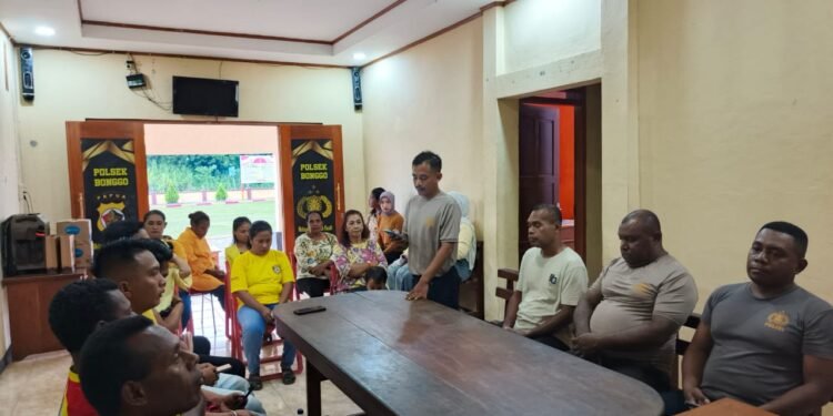 Pererat Silaturahmi, Polsek Bonggo Gelar Family Gathering Sekaligus Perpisahan Anggota