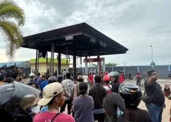 Bhayangkari Polres Mamberamo Tengah Bersinergi dengan Puskesmas Kobakma Gelar Posyandu dan Pemeriksaan Kesehatan