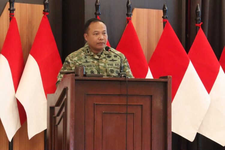 Dandim 1310 Bitung memaparkan Program Indonesia Asri dan Kesiapan MA Yon TP Makawidey Pada Rapim Tingkat Kodam XIII/Merdeka