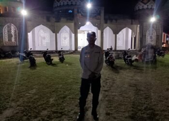 Polres Sarmi dan Polsek Jajaran Hadir Beri Rasa Aman, Sholat Tarawih di Kabupaten Sarmi Berlangsung Khusyuk dan Kondusif