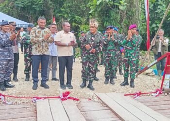 Jembatan Penghubung Anus–Podena Diresmikan, Permudah Aktivitas Warga Distrik Bonggo