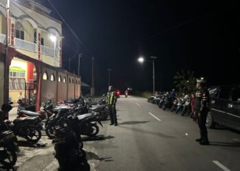 Patroli Sat Samapta Polres Sarmi Amankan Sholat Tarawih dan Situasi Kamtibmas di Kota Sarmi