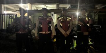 Patroli Sat Samapta Polres Sarmi Amankan Sholat Tarawih dan Situasi Kamtibmas di Kota Sarmi