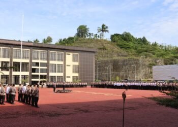 Apel Pagi Gabungan Polda Papua, Kabid Propam Tekankan Disiplin, Efisiensi Energi dan Profesionalisme Personel 