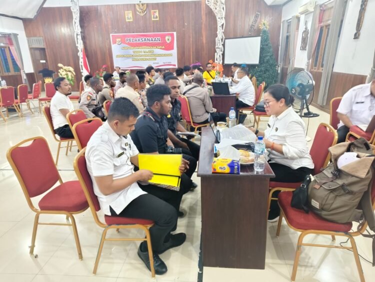 Satlantas Polres Jayapura Tanamkan Disiplin Berlalu Lintas Sejak Dini Lewat Program Polsanak di Sentani