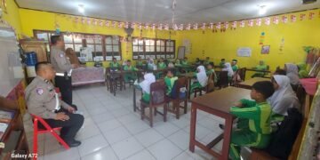 Satlantas Polres Jayapura Tanamkan Disiplin Berlalu Lintas Sejak Dini Lewat Program Polsanak di Sentani