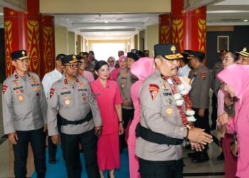 Apresiasi Pengabdian, Polda Papua Gelar Pelepasan Karo Ops dalam Nuansa Kekeluargaan
