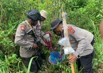 Sat Resnarkoba Polresta Jayapura Kota Edukasi Pelajar SMK Negeri 3 tentang Bahaya Narkoba dan Miras 