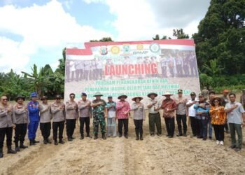 Wakapolda Papua Barat Pimpin Launching Penangkaran Benih Jagung Petani Milenial OAP