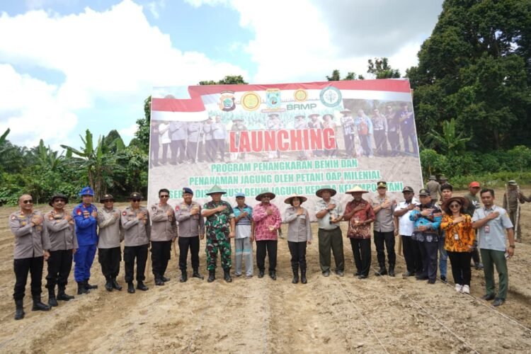 Wakapolda Papua Barat Pimpin Launching Penangkaran Benih Jagung Petani Milenial OAP