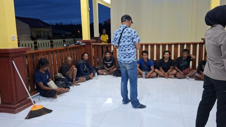 Wujud Kepedulian Polri, Penambang dari Kawe Diberikan Pendampingan dan Pelayanan di Boven Digoel