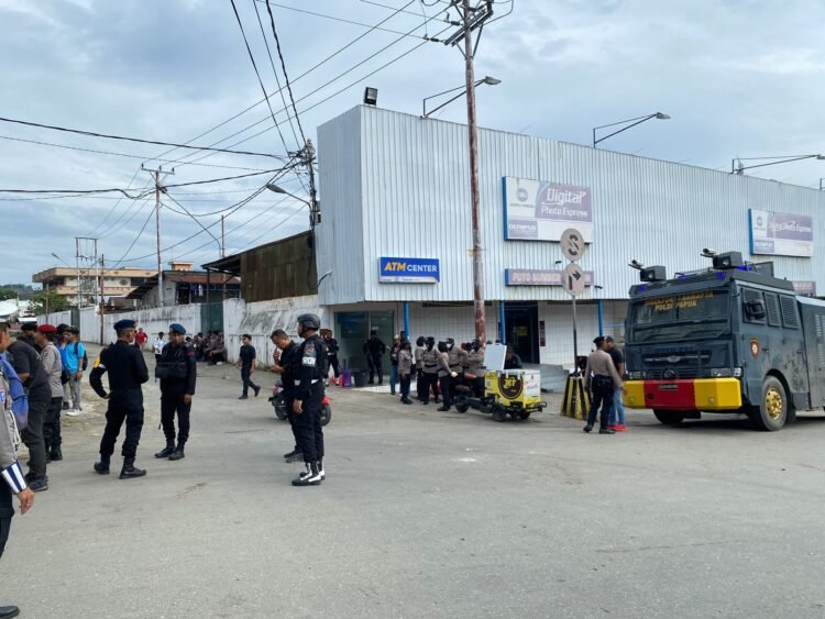 Polda Papua Kawal Humanis Aksi Damai Aliansi Setara Di Abepura, Situasi Berjalan Aman dan Kondusif